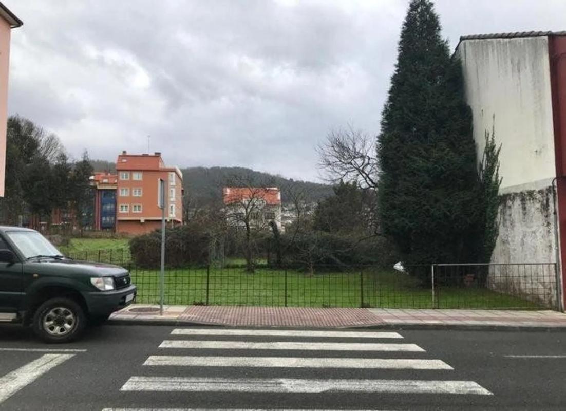 Terreno en venta en Narón, A Coruña photo 3
