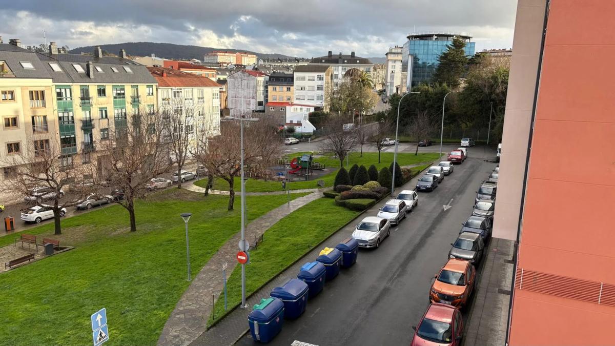Terreno en venta en Narón, A Coruña photo 4