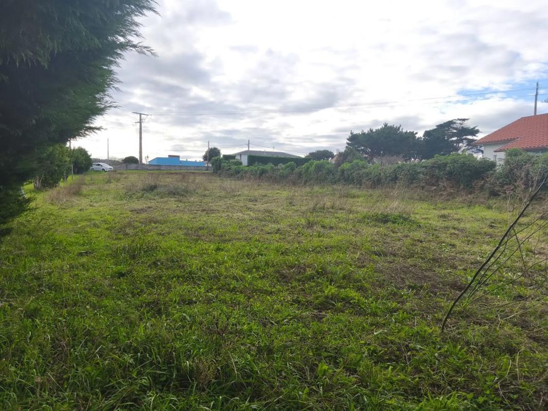 Terreno en venta en Ferrol, A Coruña photo 2