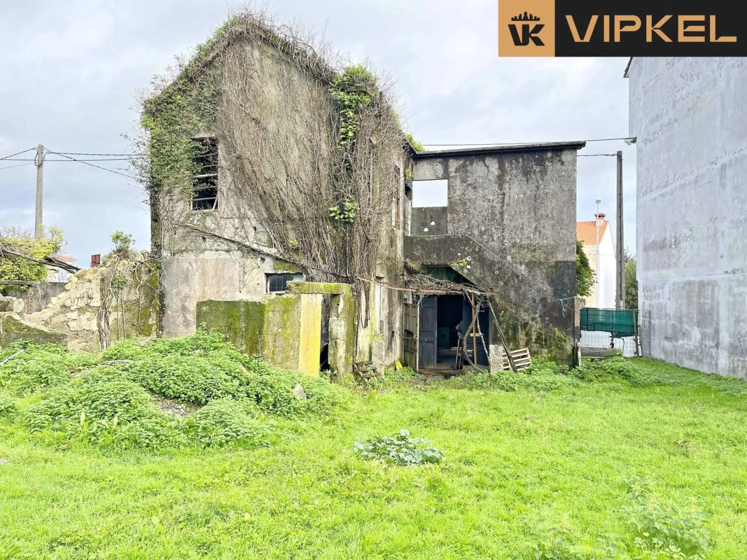 Terreno en venta en Ferrol, A Coruña photo 3