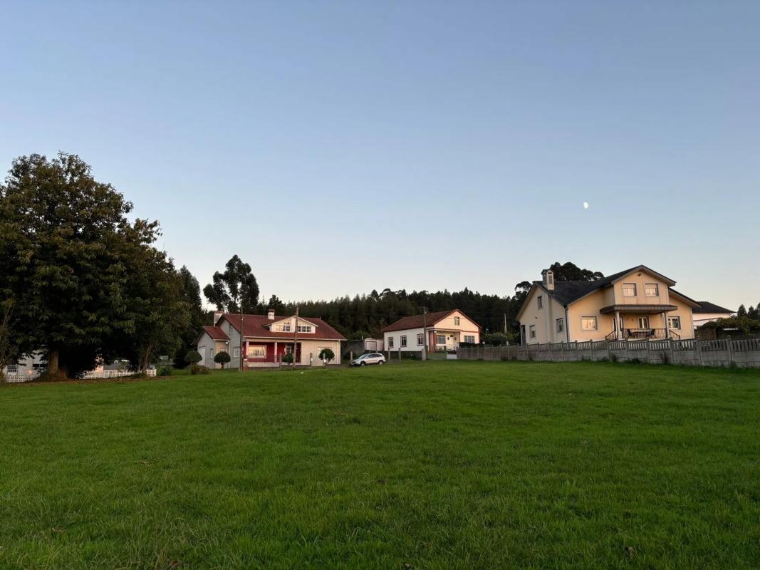 Terreno en venta en Fene, A Coruña photo 2
