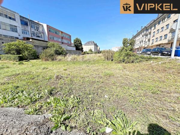 Terreno en calle Ferrol photo 1