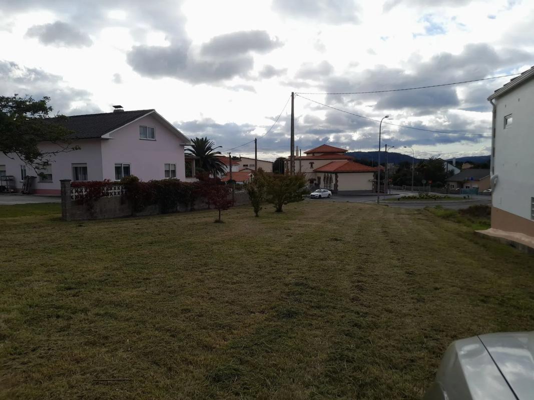 Terreno en venta en Mugardos, A Coruña photo 4