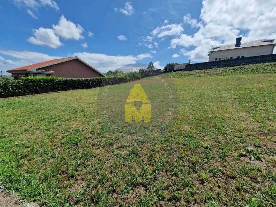 Terreno en venta en Ferrol, A Coruña photo 1