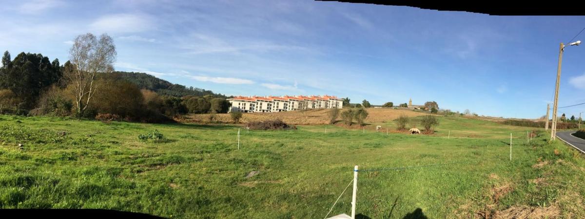 Terreno en venta en Mugardos, A Coruña photo 4