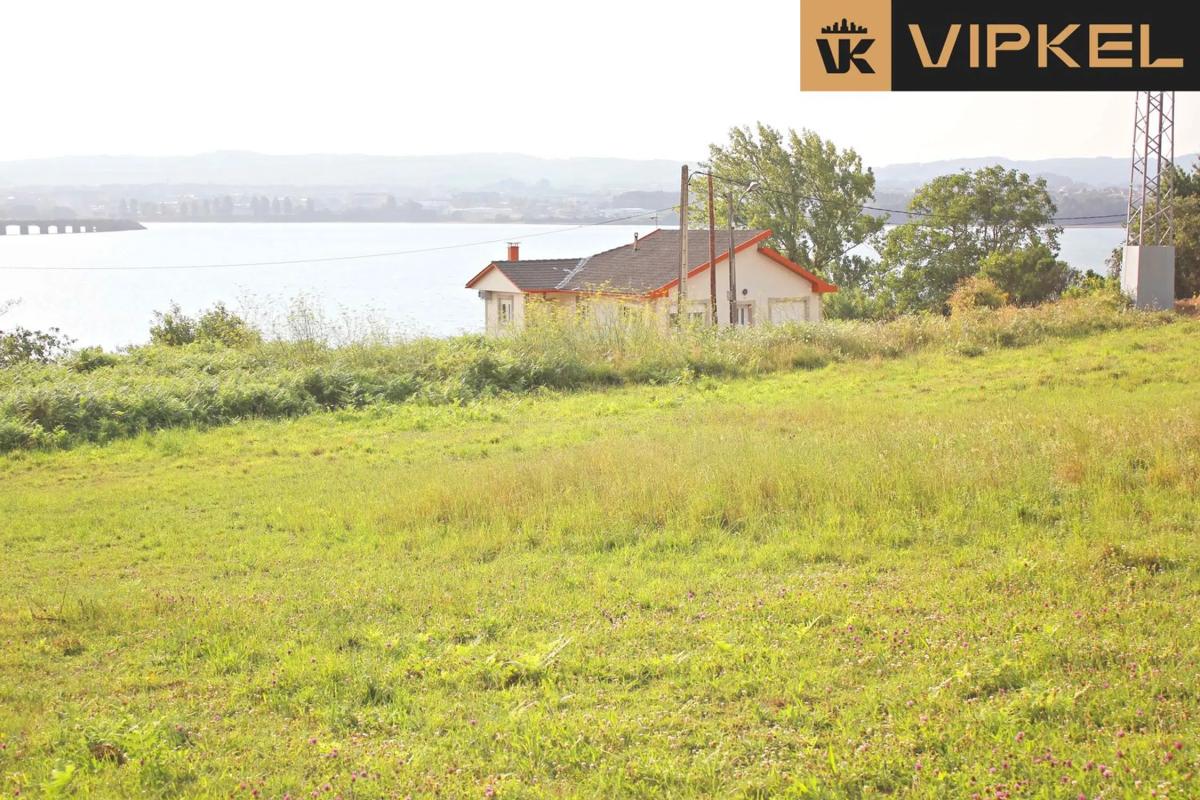 Terreno en venta en Fene, A Coruña photo 4