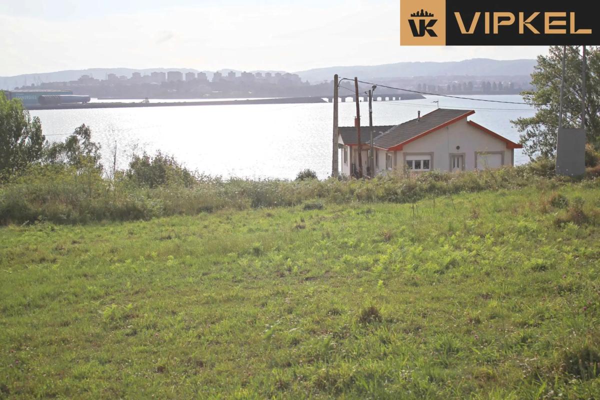 Terreno en venta en Fene, A Coruña photo 5