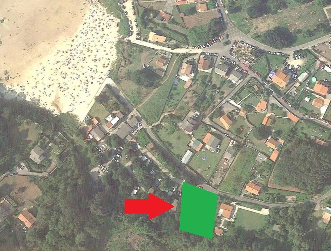 Terreno en venta en Ares, A Coruña photo 1