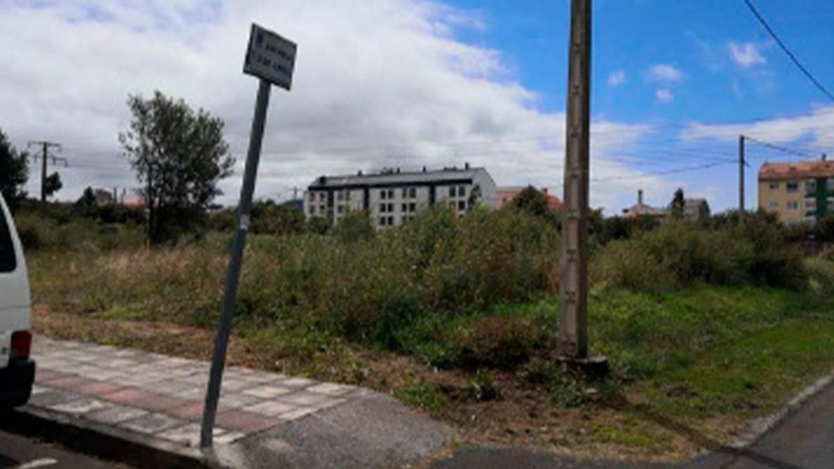 Terreno en venta en Narón, A Coruña photo 3