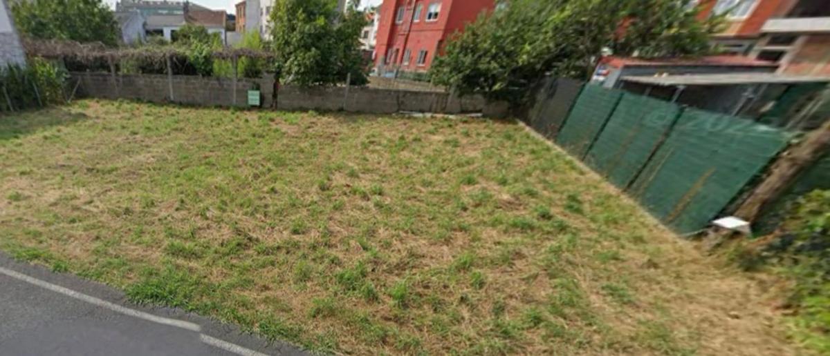 Terreno en venta en Narón, A Coruña photo 4