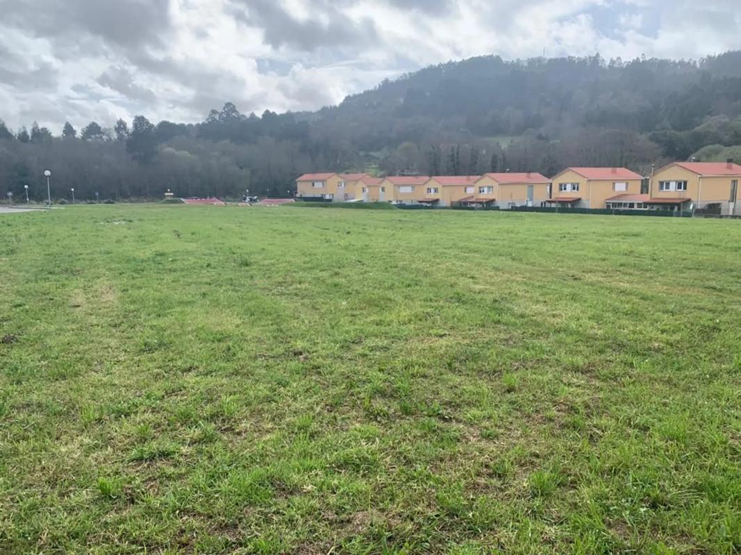 Terreno en venta en Mugardos, A Coruña photo 3