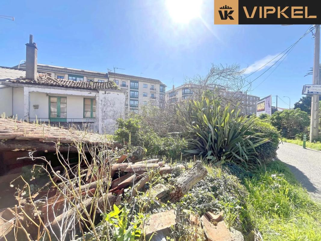 Terreno en venta en Narón, A Coruña photo 3