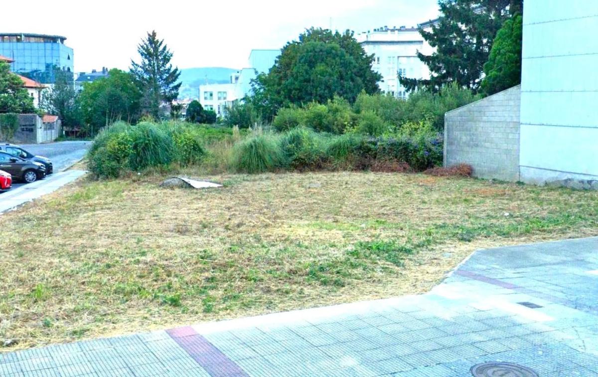 Terreno en venta en Narón, A Coruña photo 5