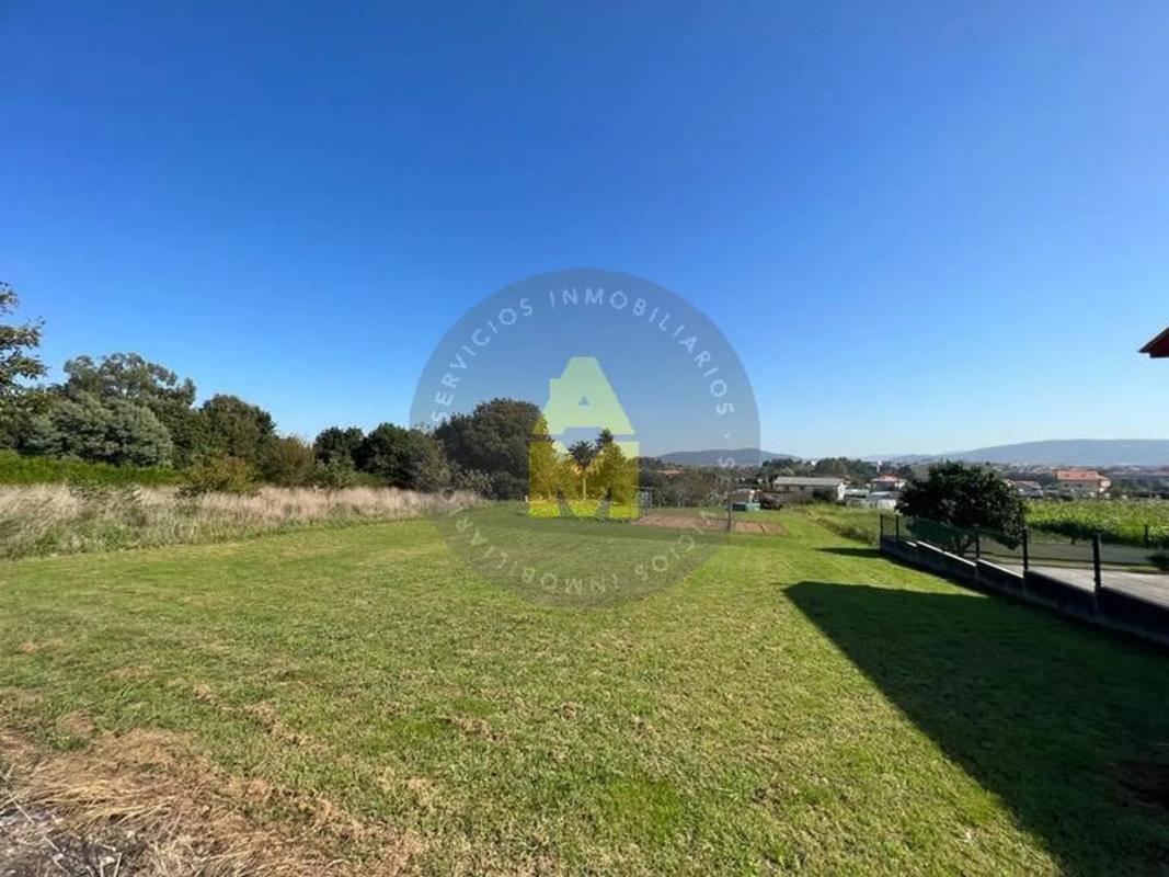Terreno en venta en Ferrol, A Coruña photo 1
