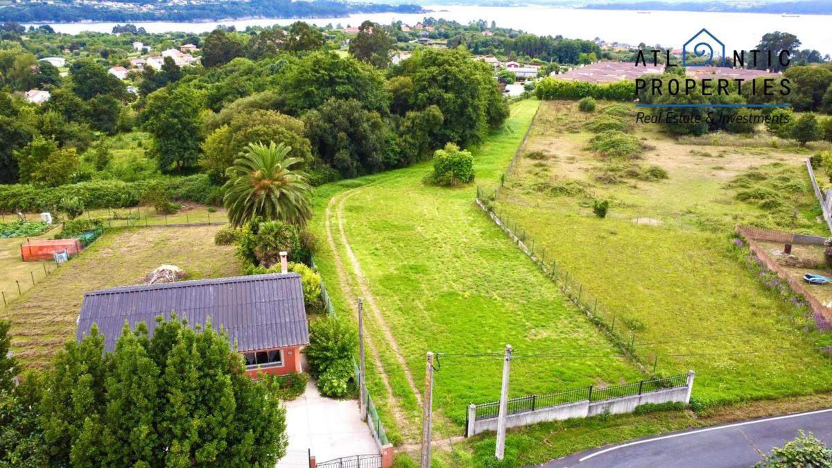 Terreno en venta en Ares, A Coruña photo 5