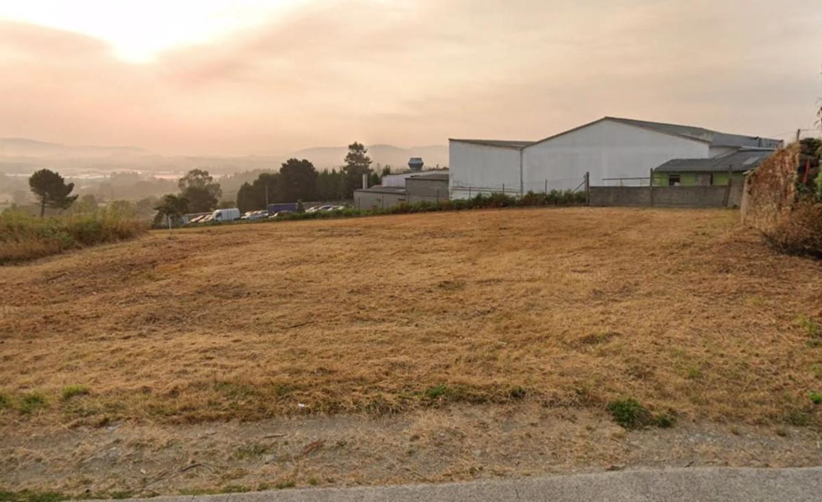 Terreno en venta en Narón, A Coruña photo 4