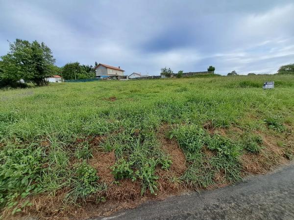 Terreno en calle Areosa photo 1