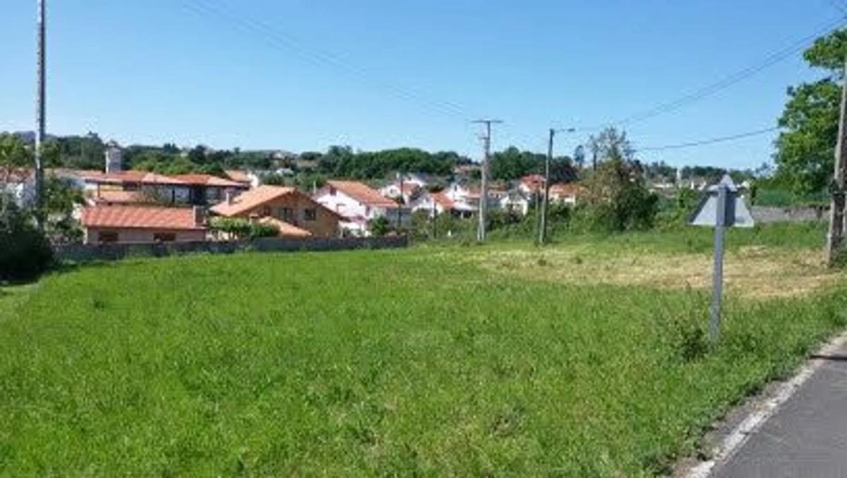 Terreno en venta en Narón, A Coruña photo 3