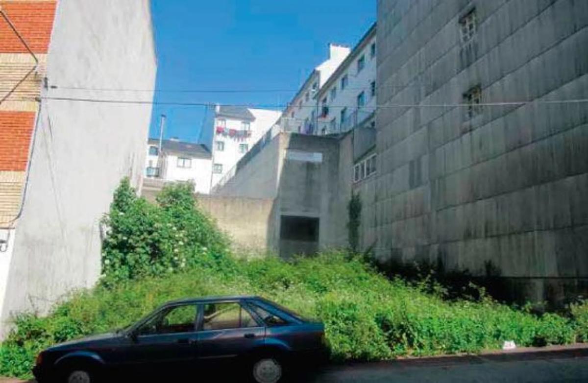 Terreno en venta en Fene, A Coruña photo 2