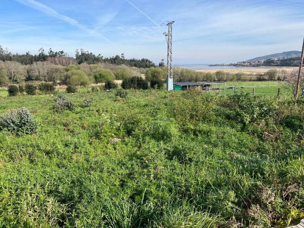 Terreno en venta en Valdoviño, A Coruña photo 3
