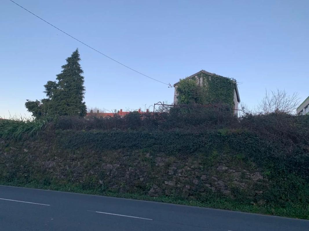 Terreno en venta en Ferrol, A Coruña photo 1