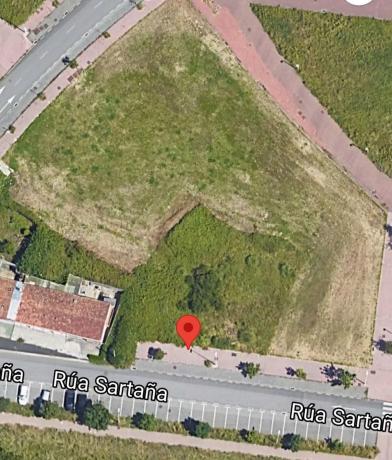 Terreno en calle Sartaña s/n photo 1