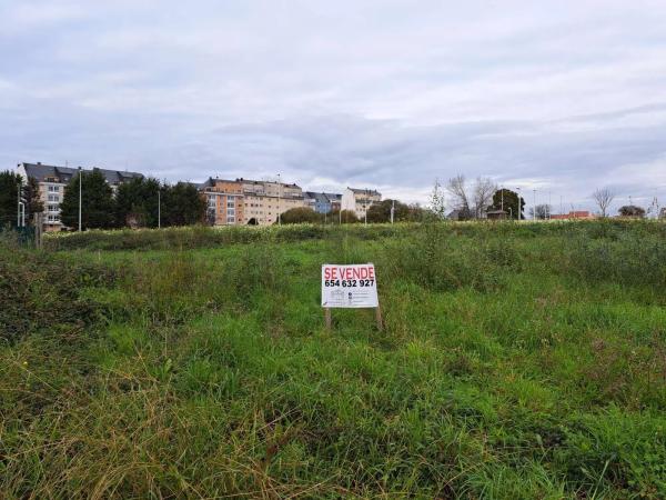 Terreno en calle Sartaña s/n photo 4