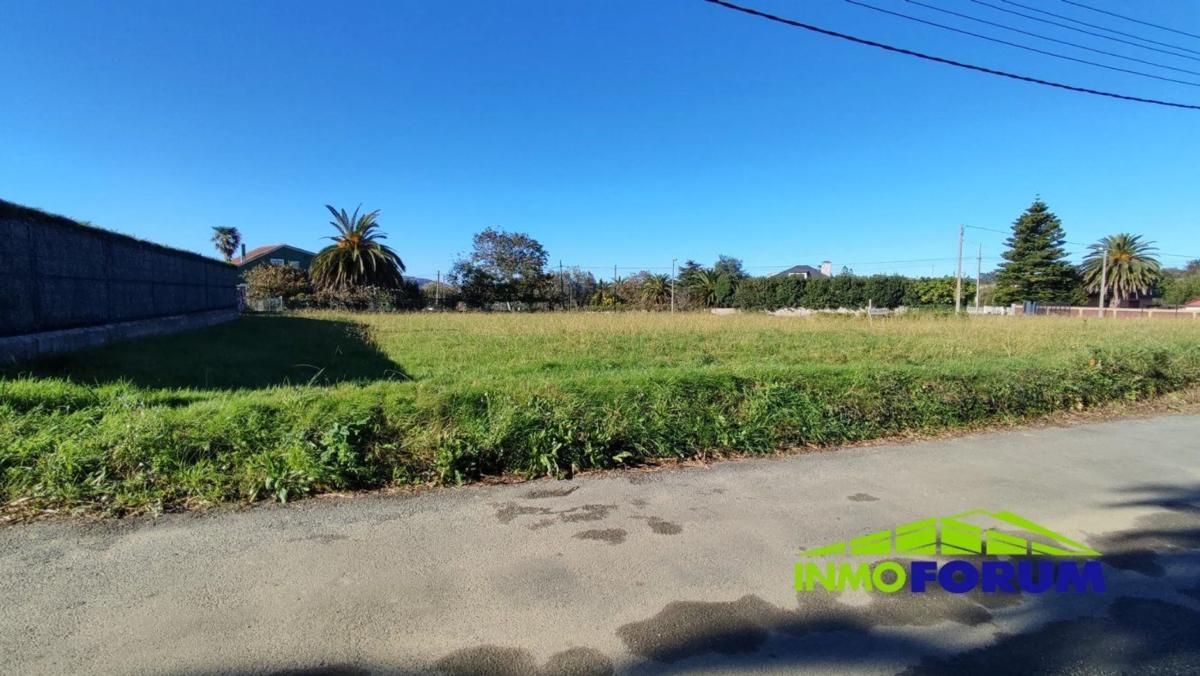 Terreno en venta en Ares, A Coruña photo 2
