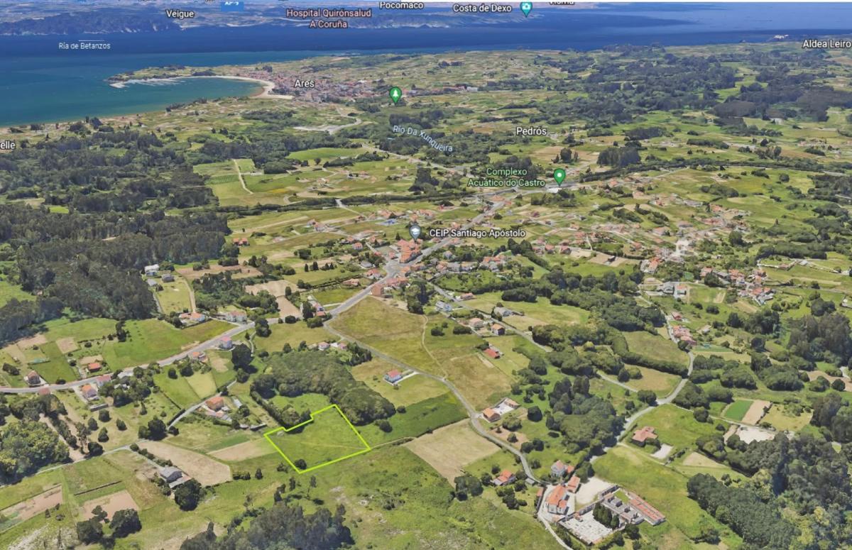 Terreno en venta en Mugardos, A Coruña photo 3