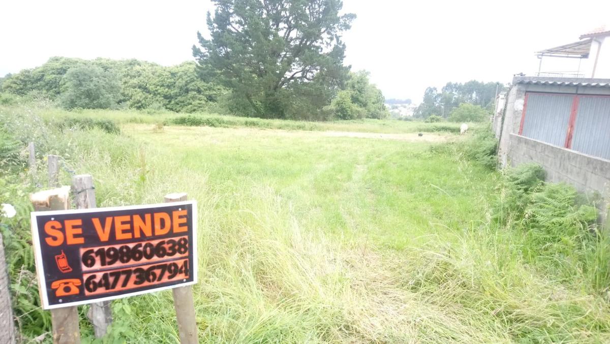 Terreno en venta en Mugardos, A Coruña photo 2