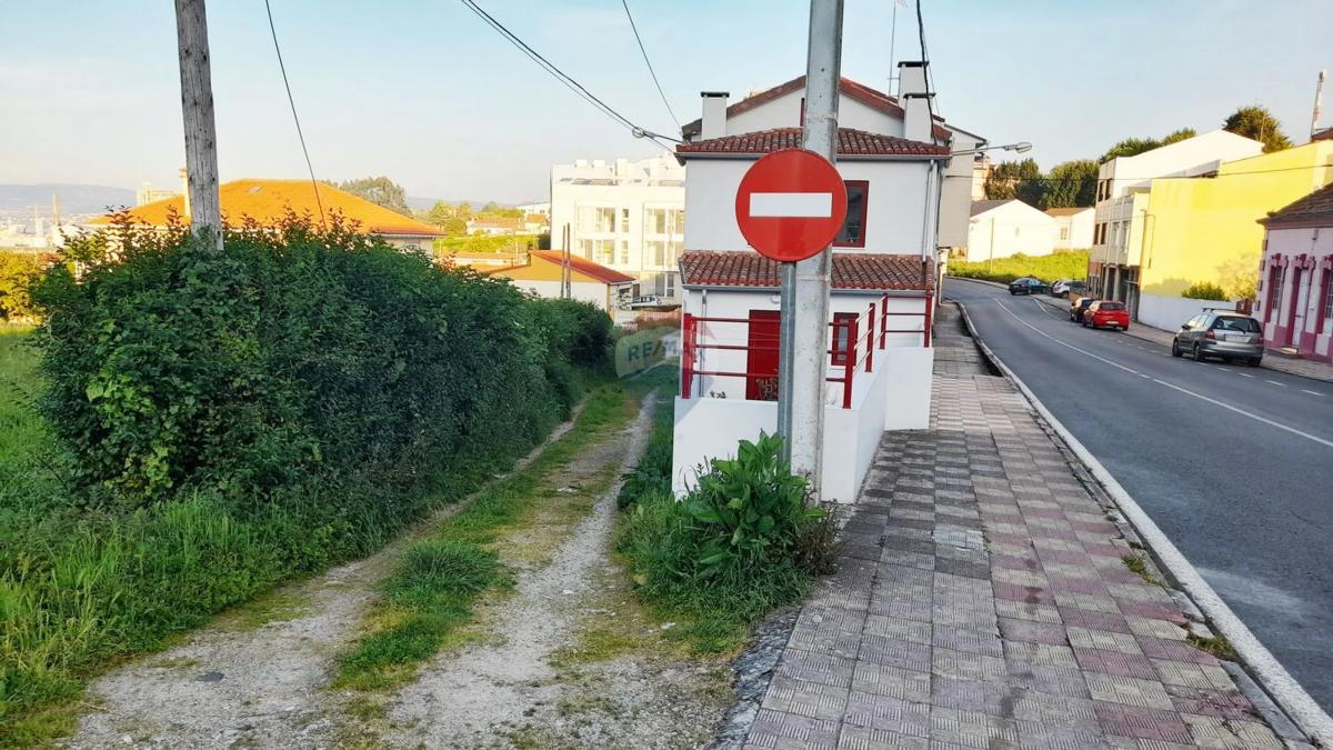 Terreno en venta en Mugardos, A Coruña photo 5