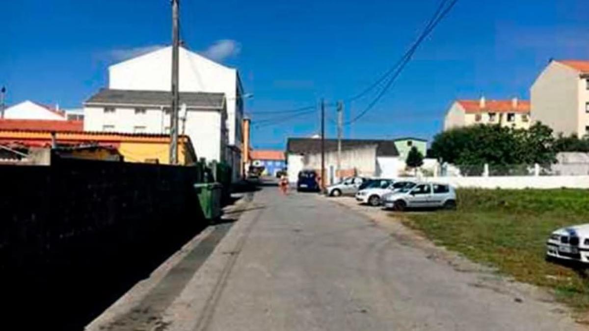 Terreno en venta en Narón, A Coruña photo 3