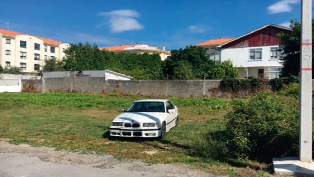 Terreno en venta en Narón, A Coruña photo 4