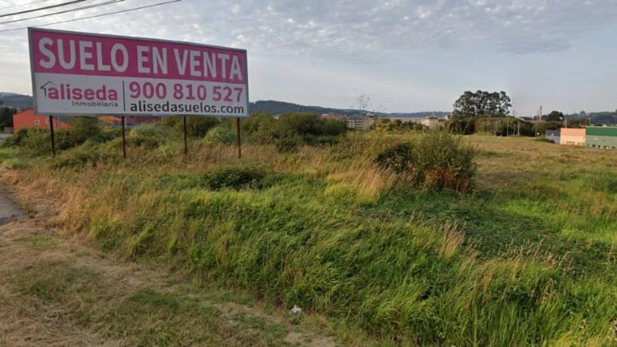 Terreno en venta en Narón, A Coruña photo 4