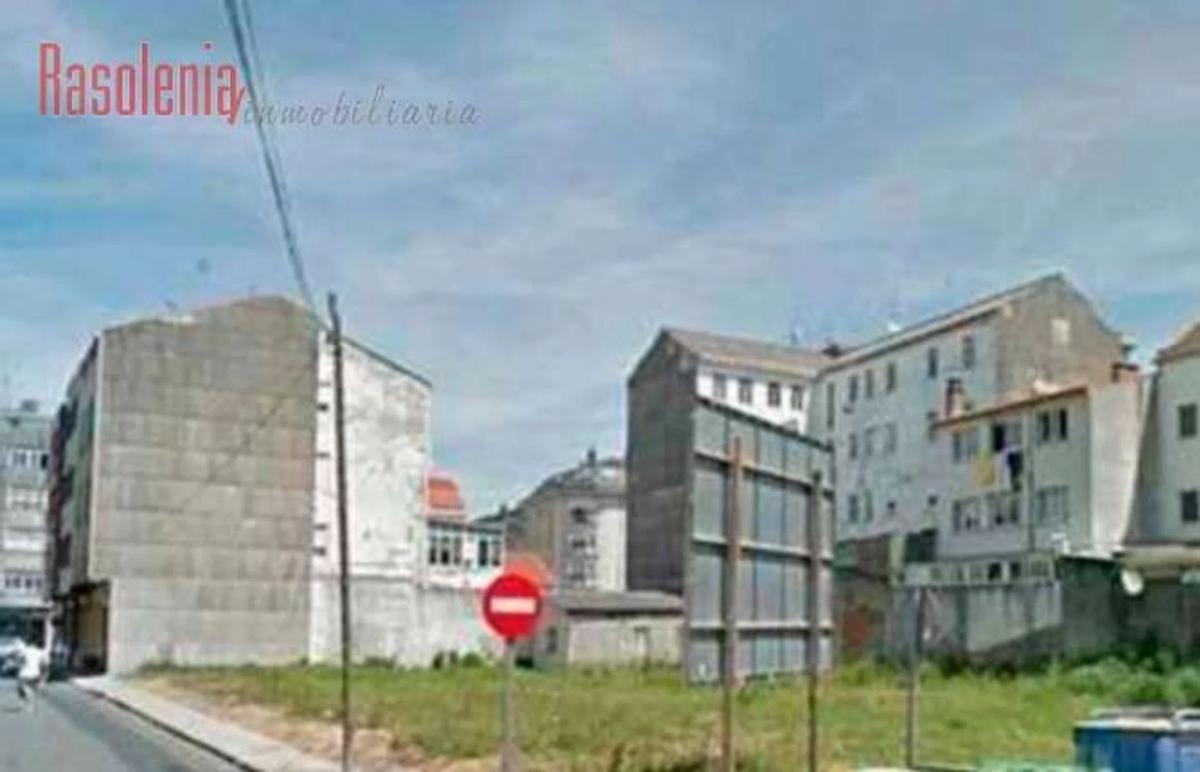 Terreno en venta en Narón, A Coruña photo 2