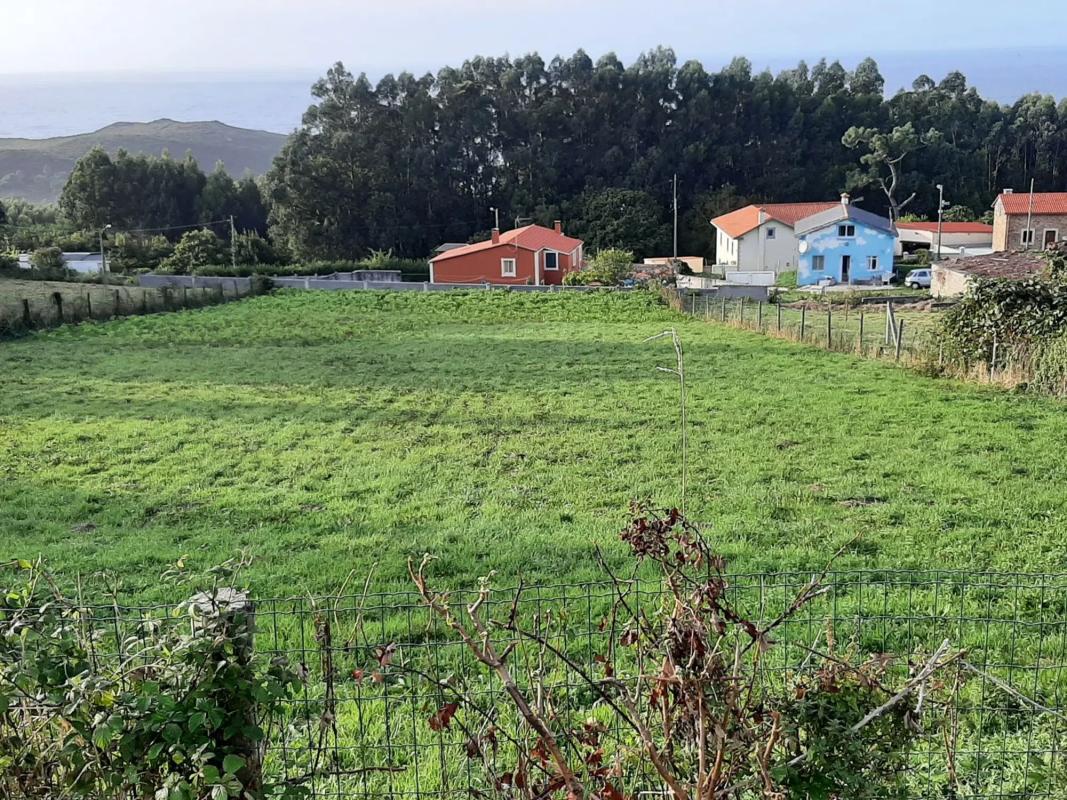 Terreno en venta en Valdoviño, A Coruña photo 2