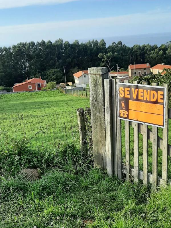 Terreno en venta en Valdoviño, A Coruña photo 5