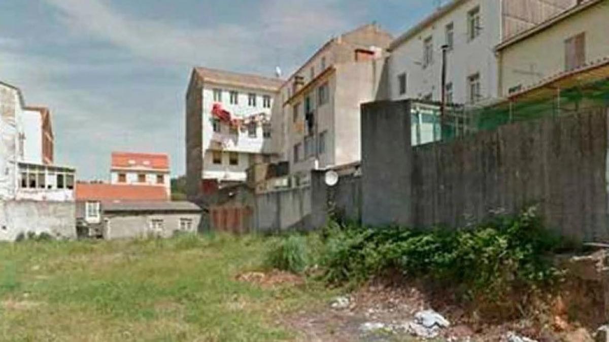 Terreno en venta en Narón, A Coruña photo 2