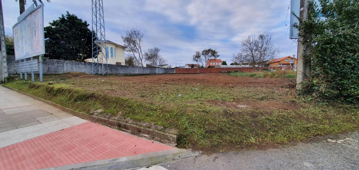 Terreno en venta en Narón, A Coruña photo 5
