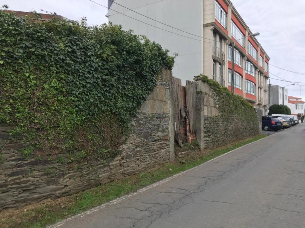 Terreno en venta en Narón, A Coruña photo 2