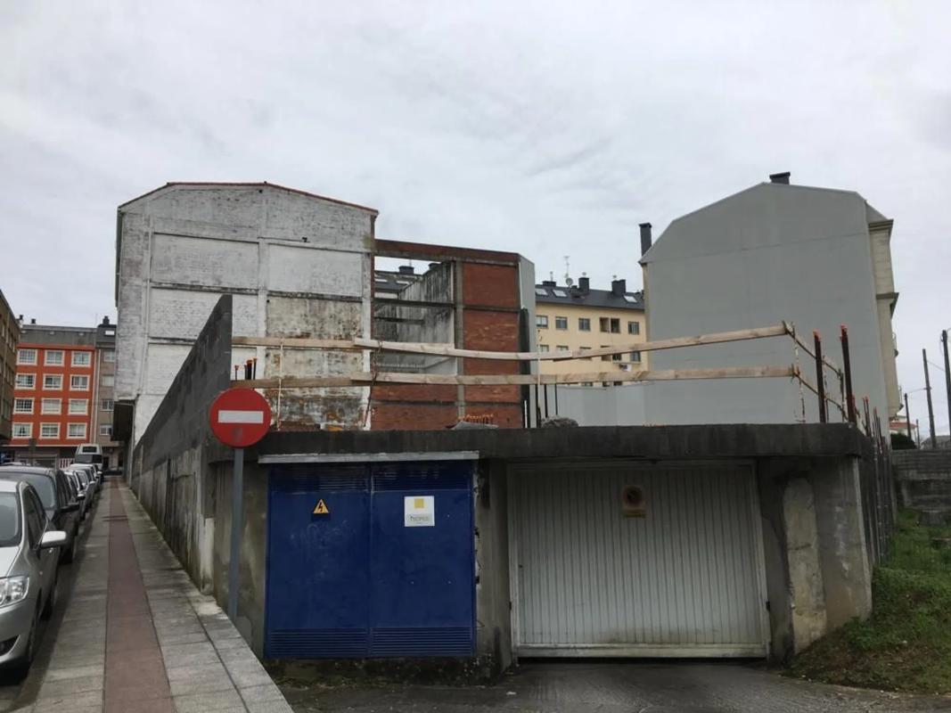 Terreno en venta en Narón, A Coruña photo 3