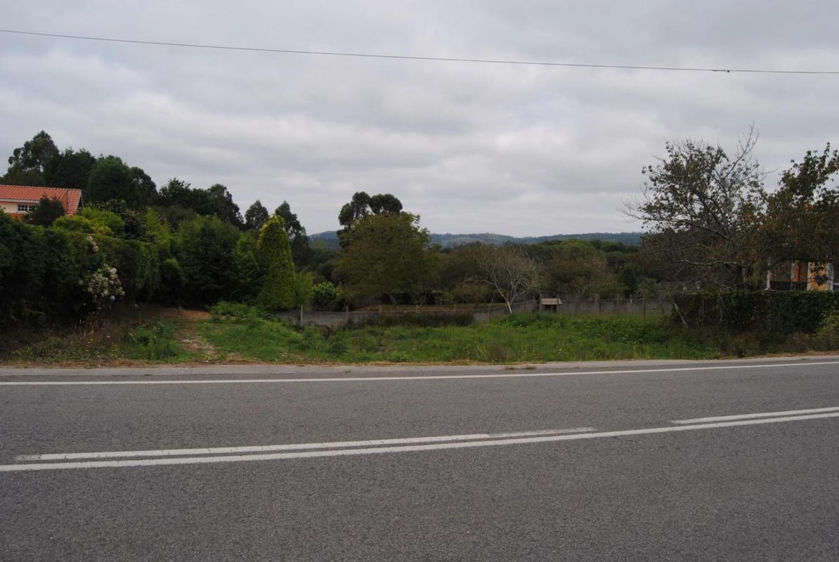 Terreno en venta en Mugardos, A Coruña photo 3