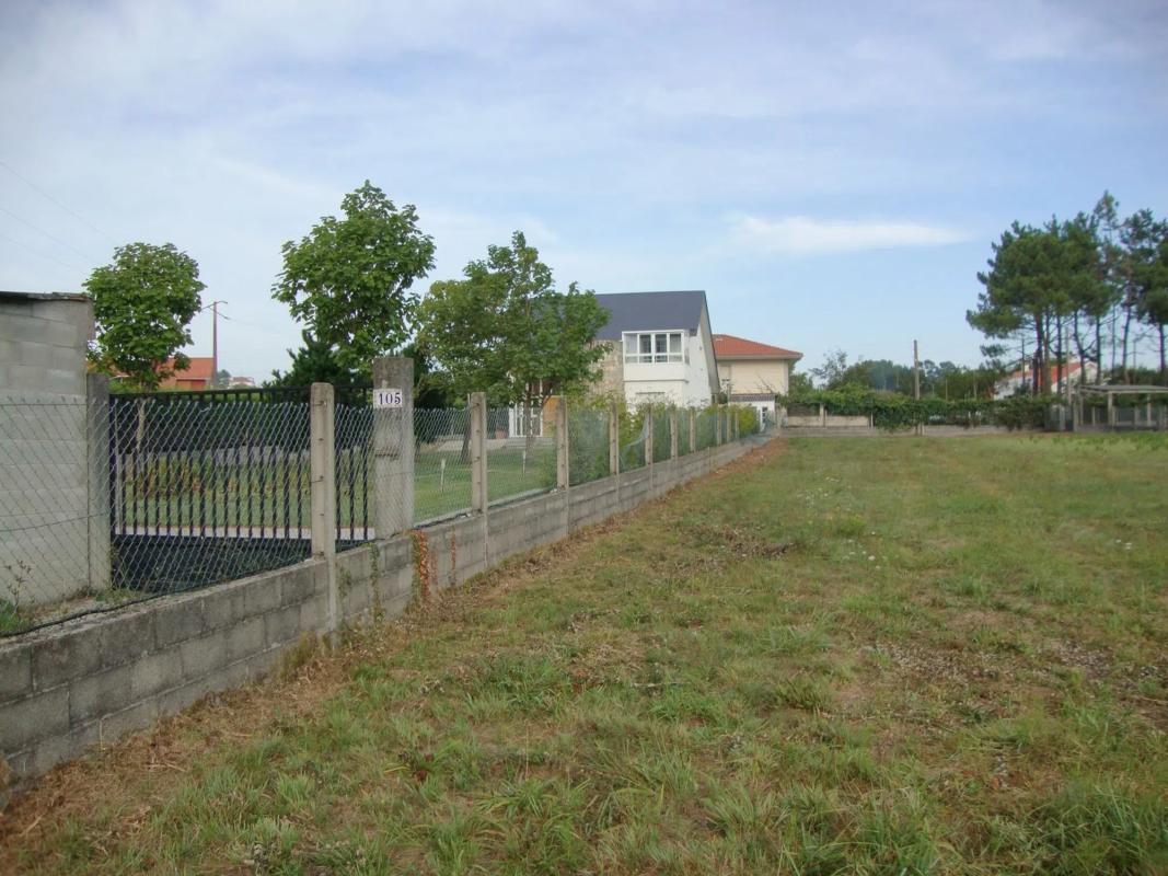 Terreno en venta en Ares, A Coruña photo 1