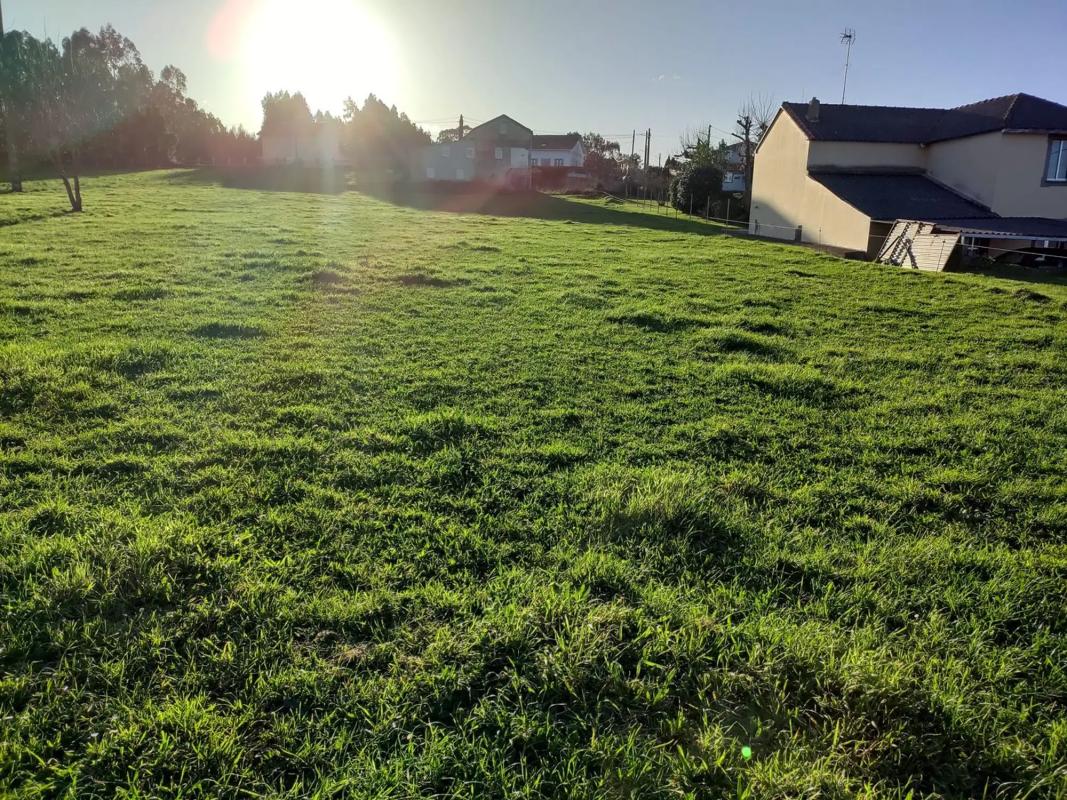 Terreno en venta en Narón, A Coruña photo 1