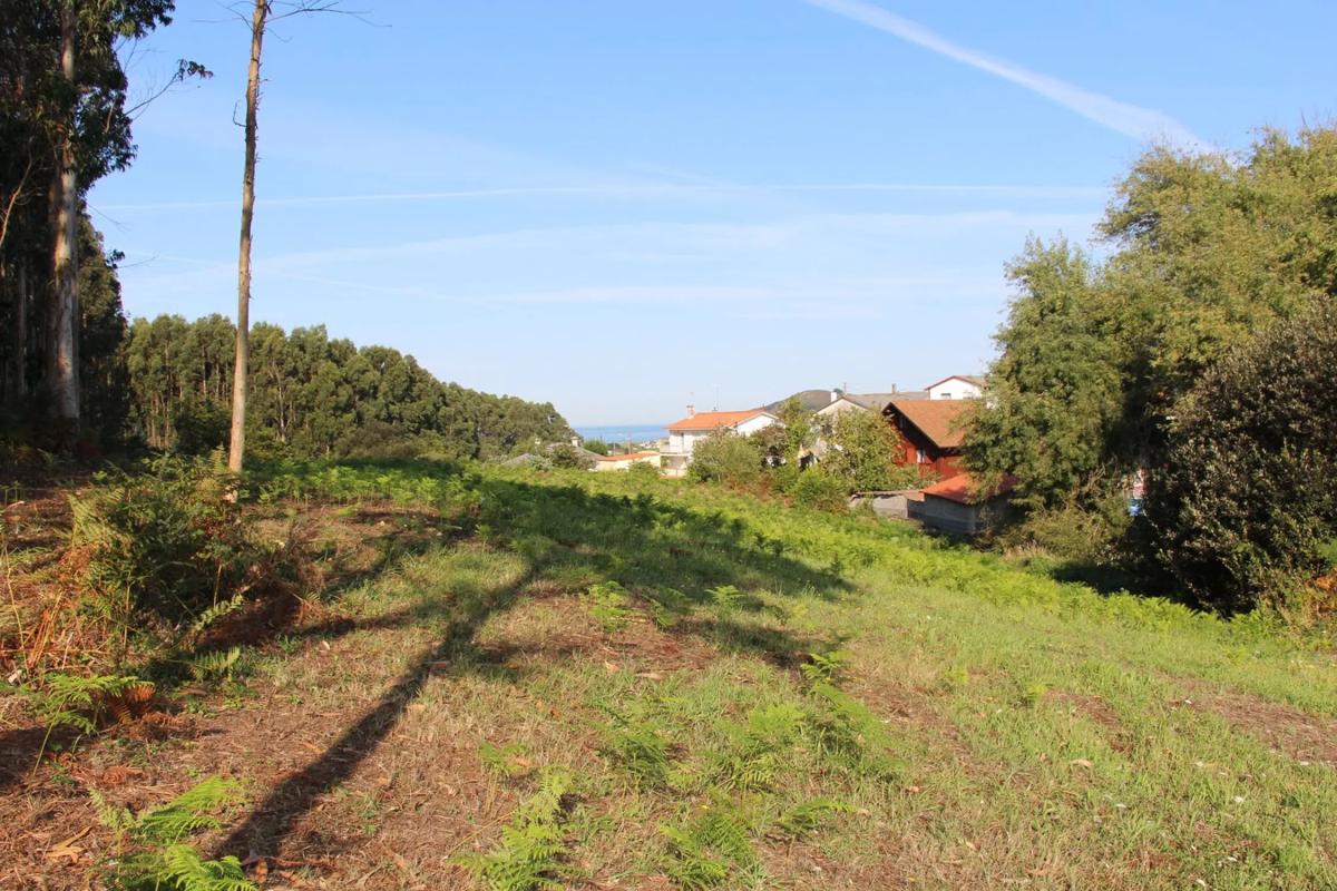 Terreno en venta en Ferrol, A Coruña photo 1
