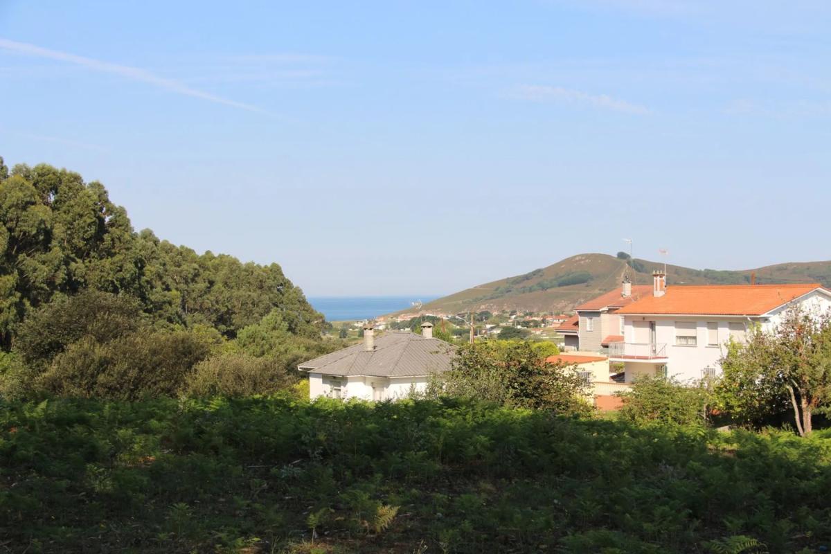Terreno en venta en Ferrol, A Coruña photo 4