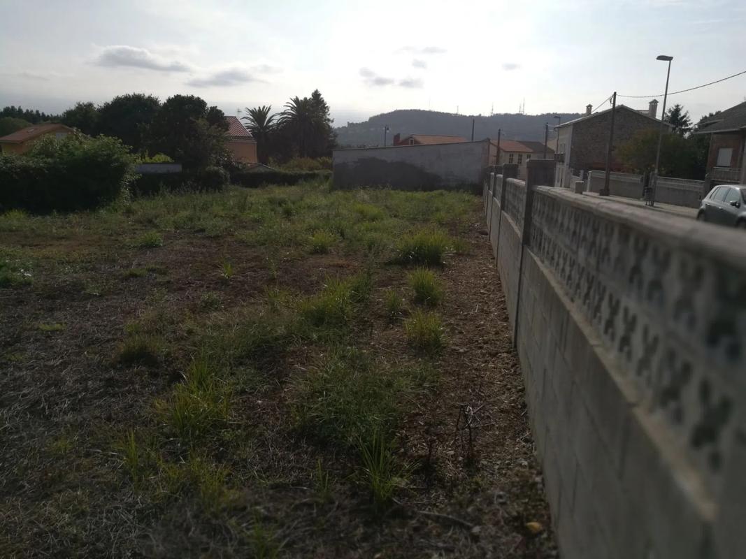 Terreno en venta en Mugardos, A Coruña photo 1