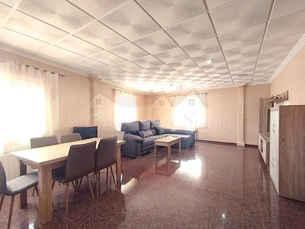 Sale of apartment in Piso en Sax, Sax
photo 2