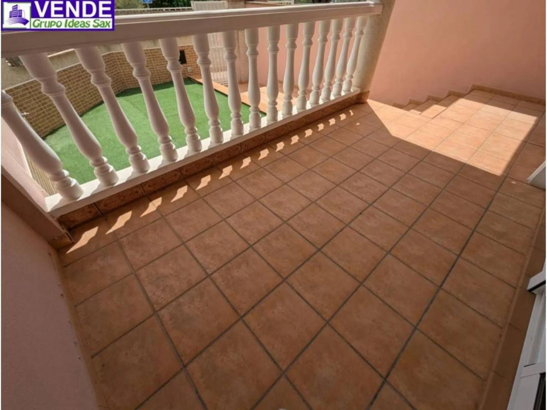 Propiedades en venta y alquiler en España photo 1