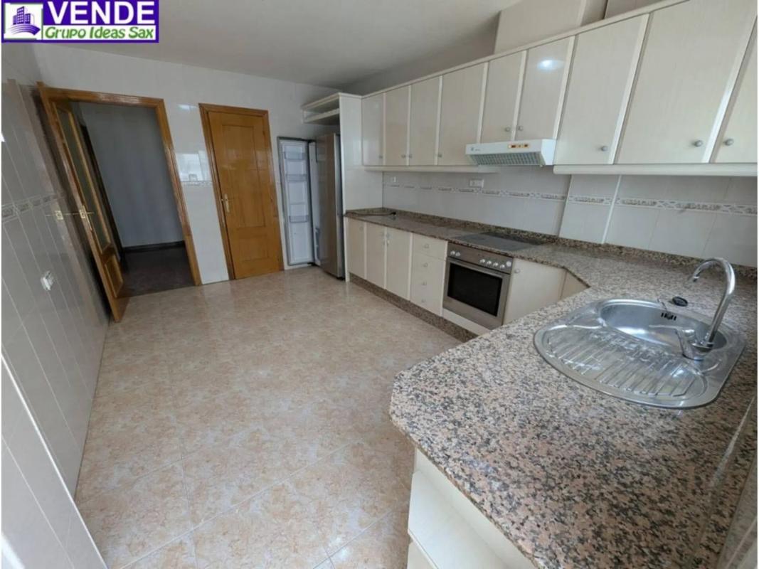 Propiedades en venta y alquiler en España photo 4